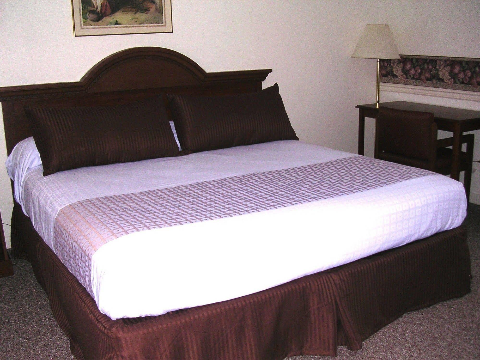 Keyser Inn Bagian luar foto